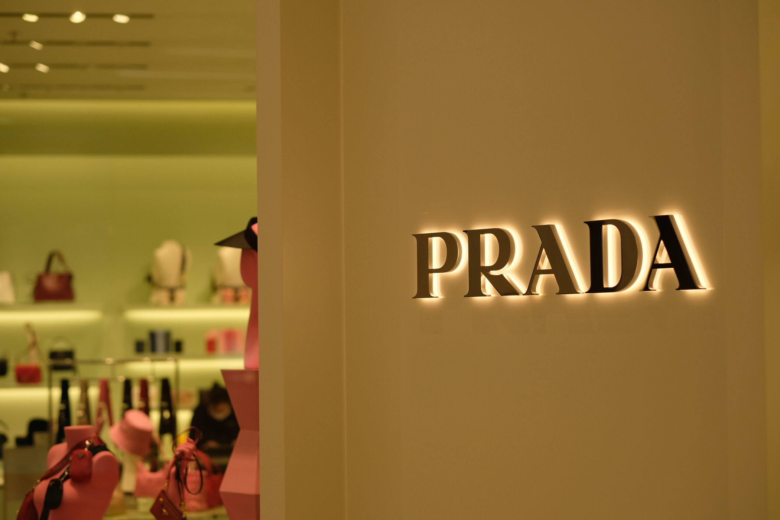 prada_財布02